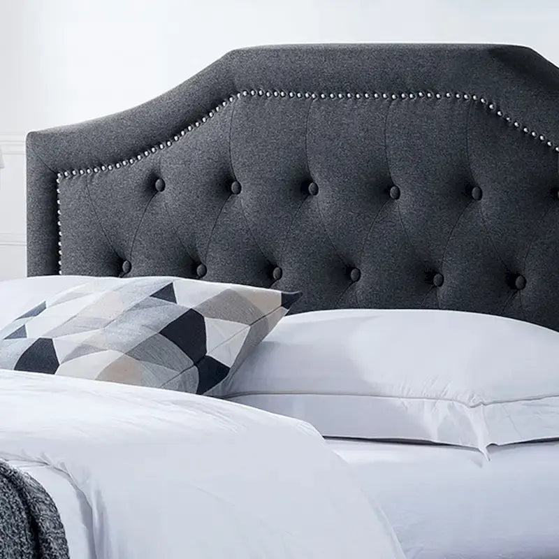 Lit plateforme Elinor rembourré de taille Queen - Meubles de chambre modernes