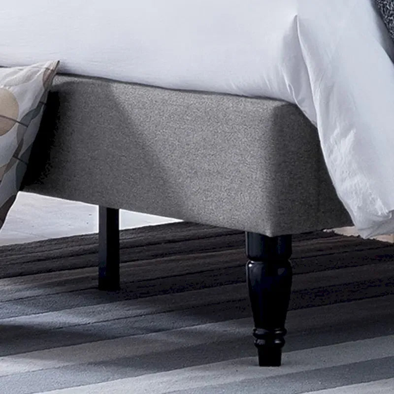 Lit plateforme Elinor rembourré de taille Queen - Meubles de chambre modernes