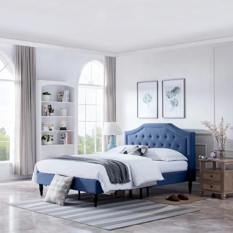 Lit plateforme Elinor rembourré de taille Queen - Meubles de chambre modernes