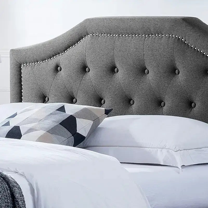 Lit plateforme Elinor rembourré de taille Queen - Meubles de chambre modernes