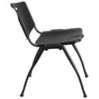 Chaise empilable industrielle en plastique de 880 lb avec poignée de transport